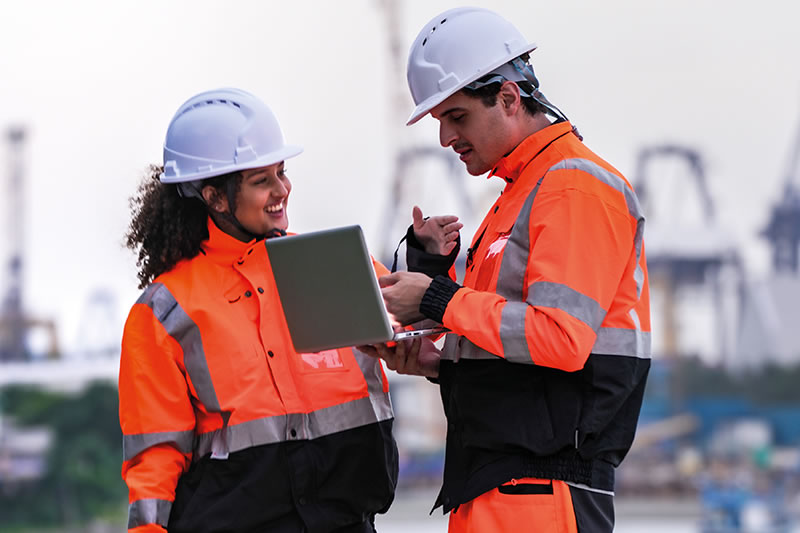 Personnels sur un chantier